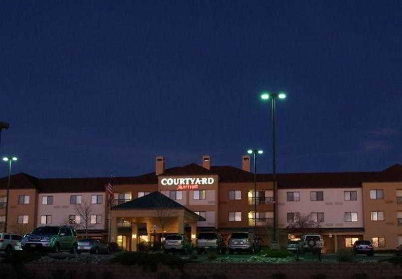 Готель Courtyard By Marriott Colorado Springs South Екстер'єр фото